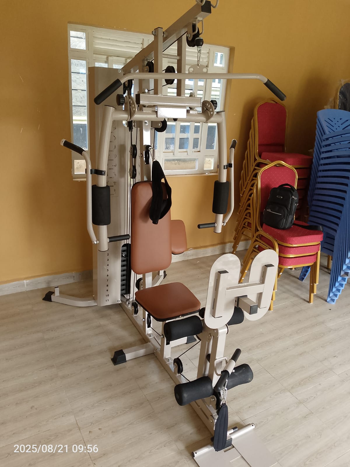 Two Station all-in-one Home Multi Gym with Leg Press